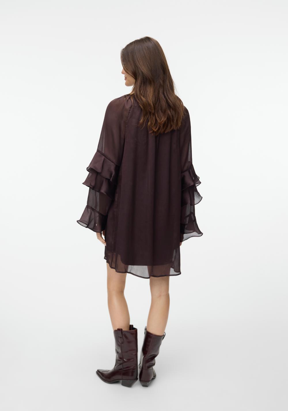 vero moda zenska kratka haljina dugih rukava braon