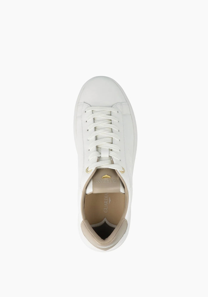 guardiani aeris top muske patike bela