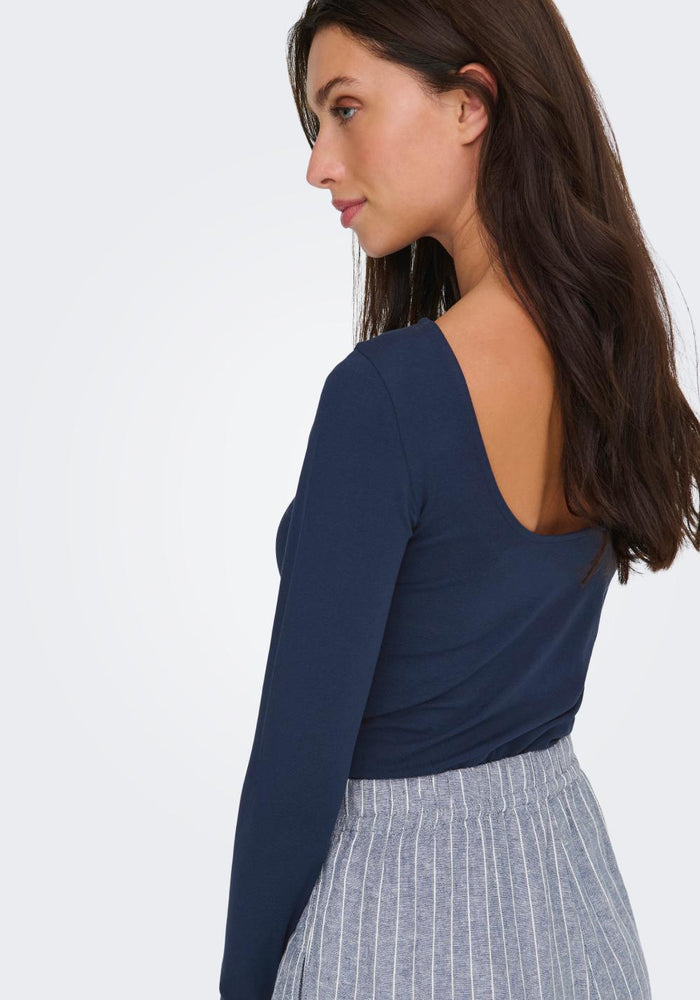 only zenski top kiss teget