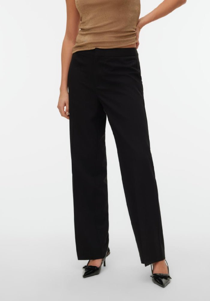 vero moda zenske pantalone elegantne crna