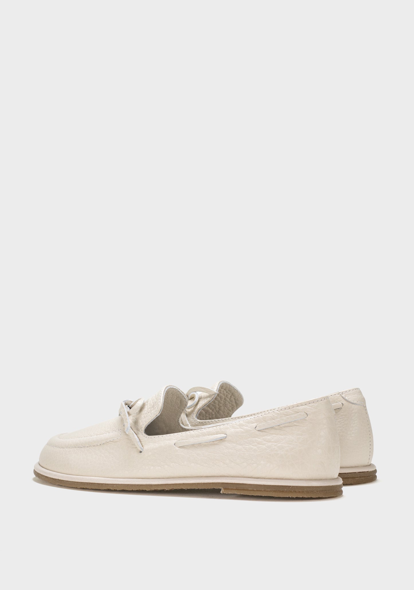 zenske kozne mokasine bela boja