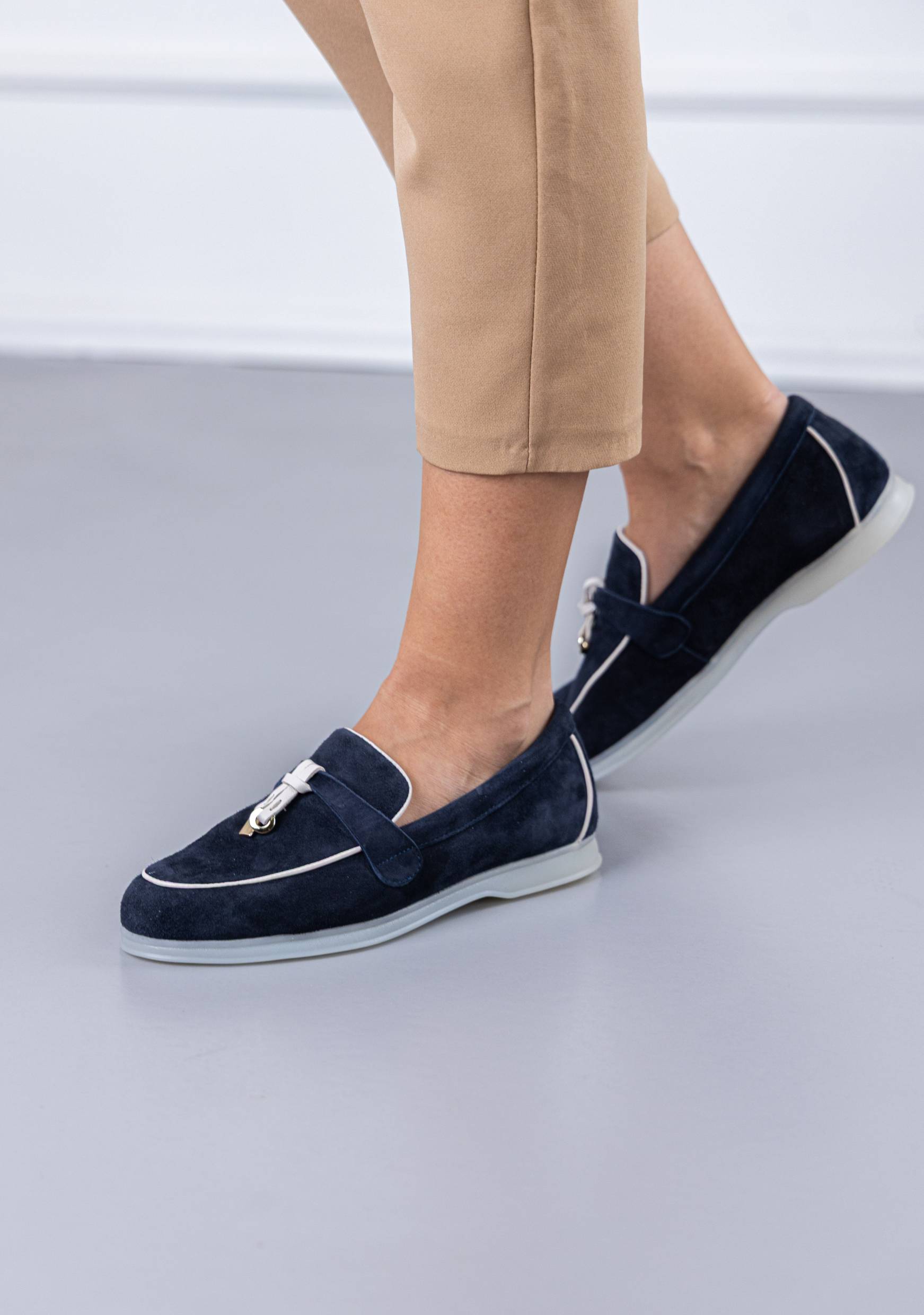 teget zenske mokasine od velura