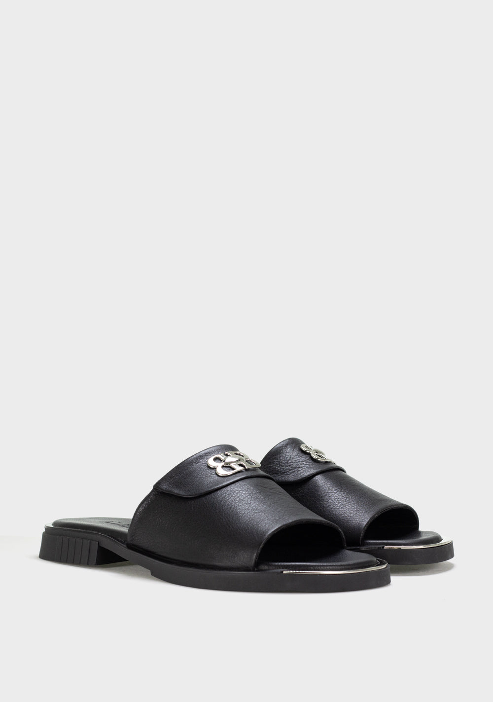 alba diana zenske kozne papuce crna