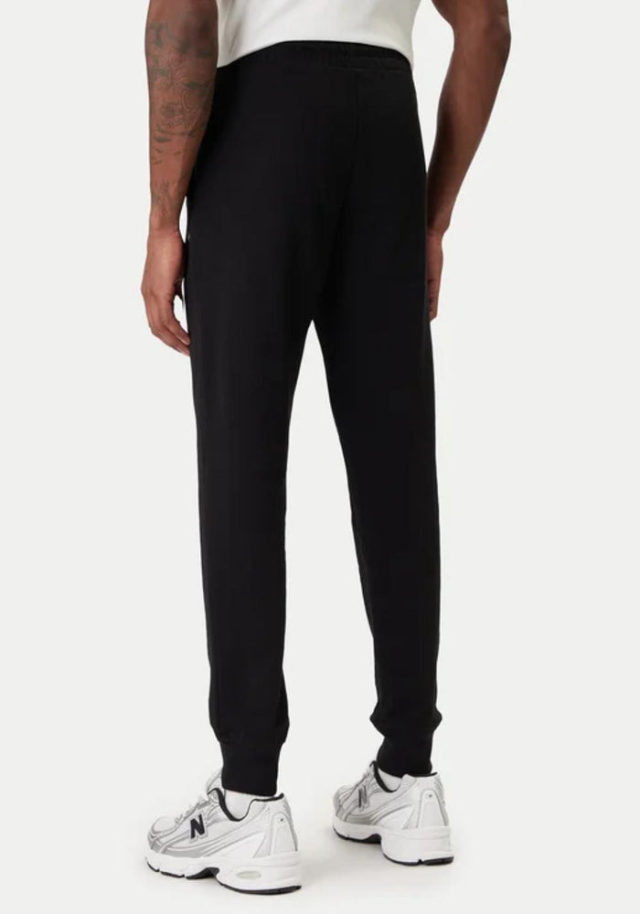 jack jones muska trenerka crna