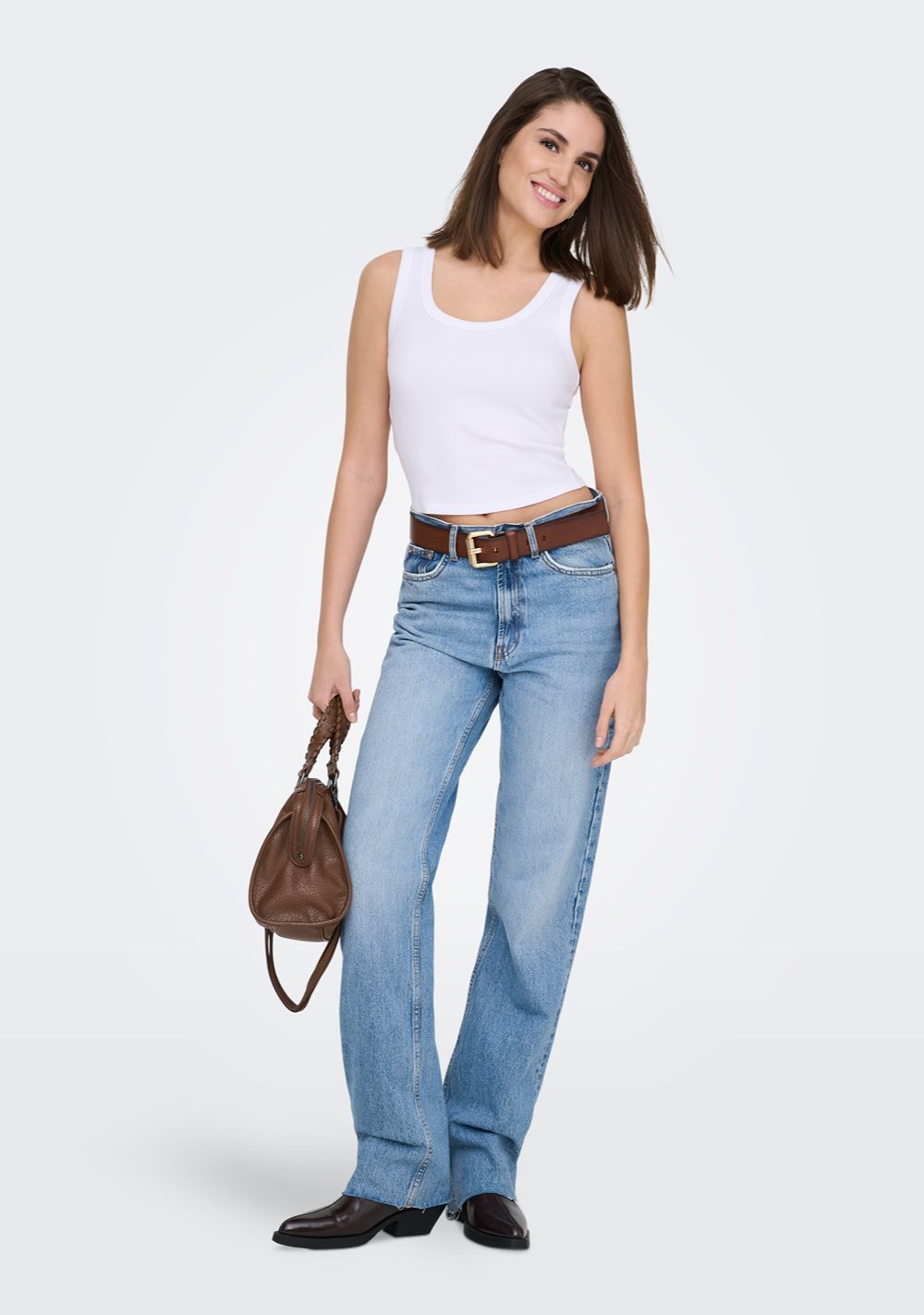 only zenski top bela