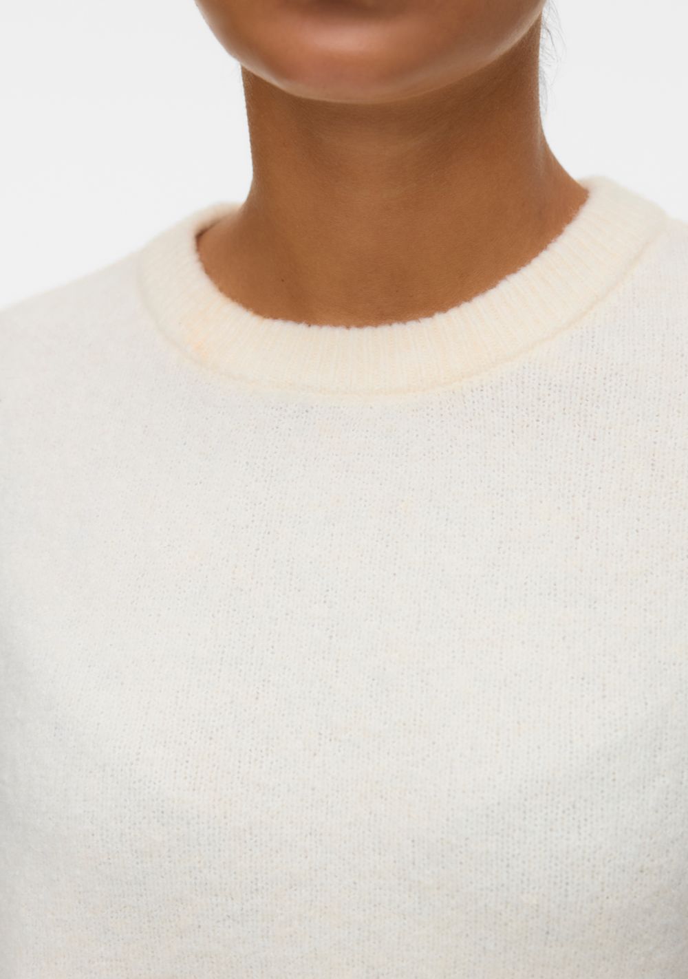 Vero Moda ženski oversized džemper BOOM bela