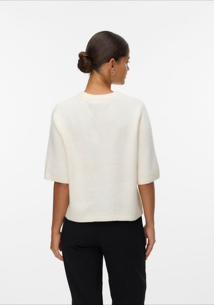 Vero Moda ženski oversized džemper BOOM bela