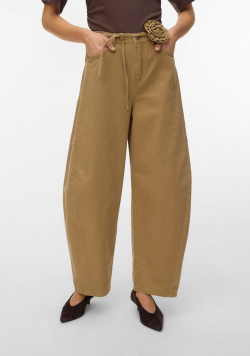 Vero Moda ženske barrel farmerke visokog struka – KAITLIN